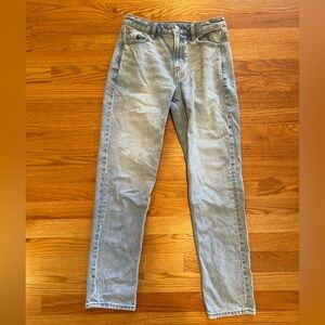 American Eagle Stridged Light Wash Jeans Woman’s Size 4